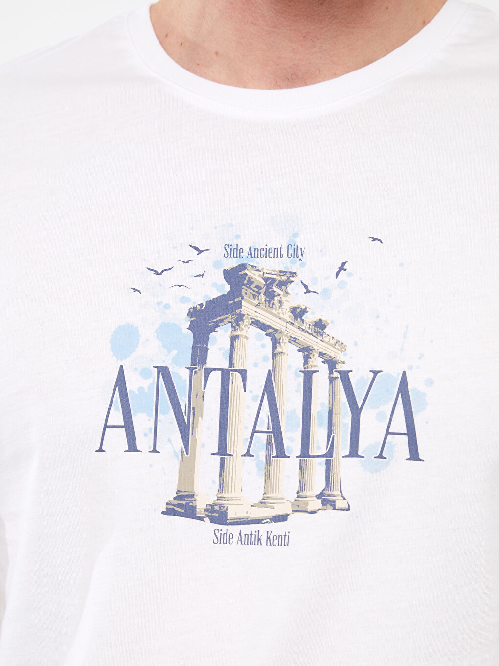Beyaz Bisiklet Yaka Kısa Kollu Antalya Baskılı Penye Erkek Tişört-4