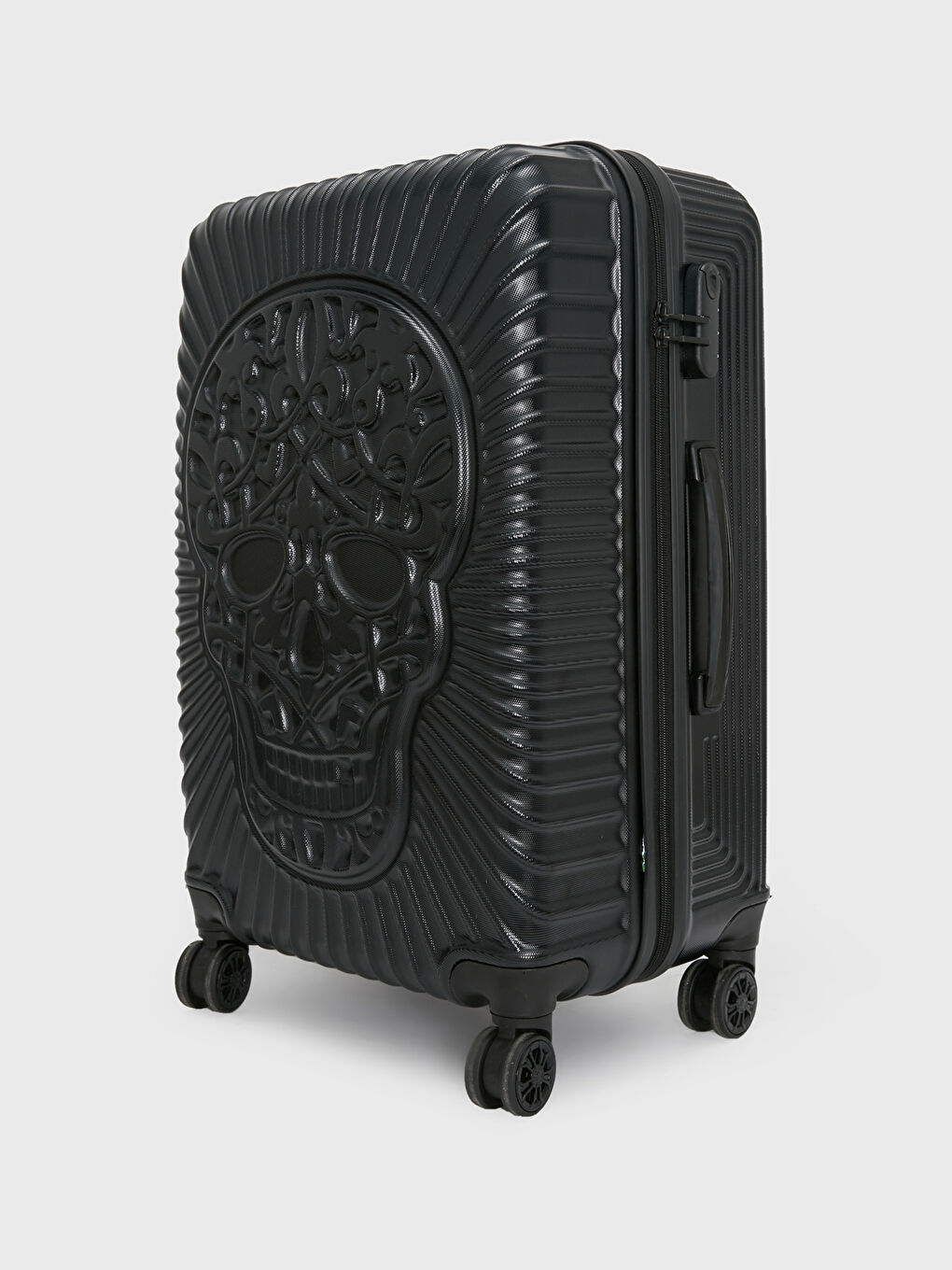 Siyah Kilit Detaylı Büyük Boy Valiz-1