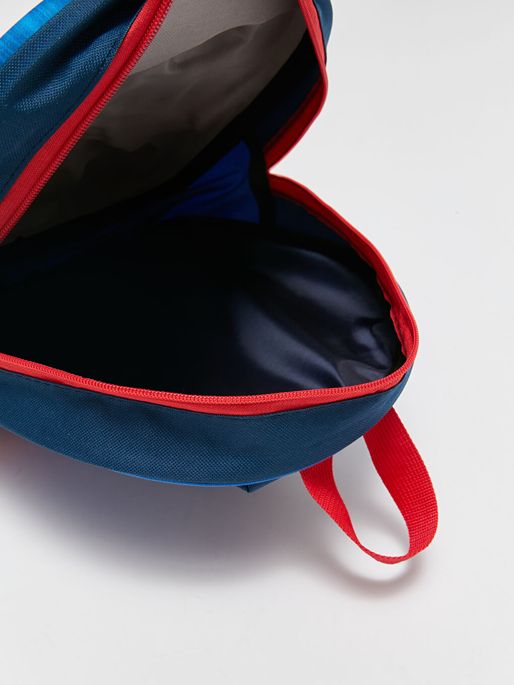 Avengers Printed Boys' Backpack-3