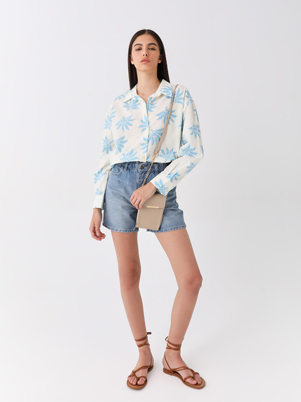 Ekru Deri Görünümlü Kadın Telefon Çantası-1