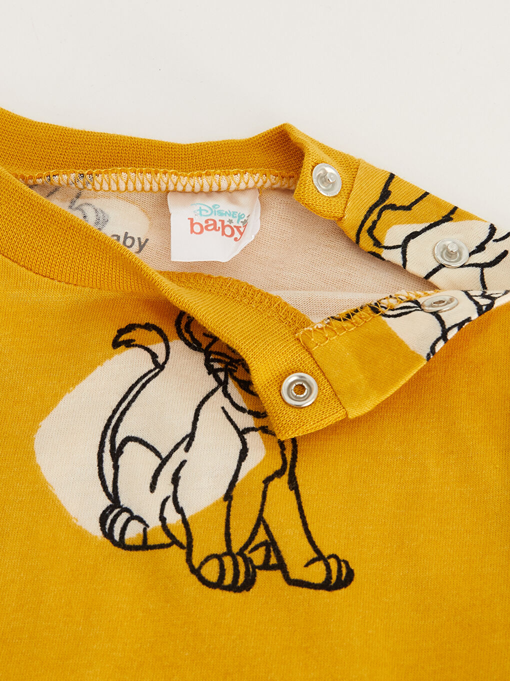 LCW baby Crew Neck Lion King Printed Baby Boy T-Shirt and Pants 2-Pack Set -S3IP76Z1-RYU