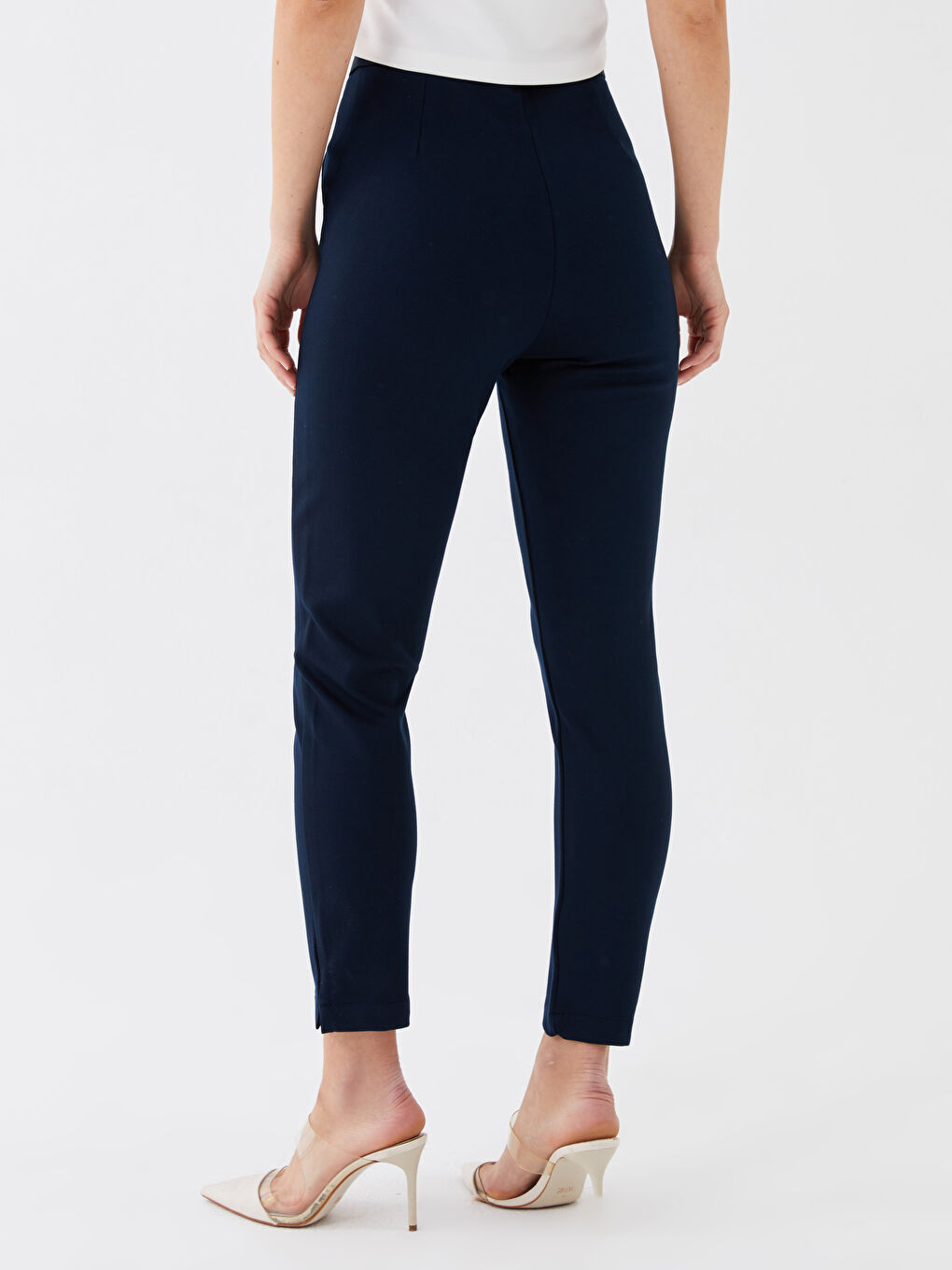 Pantalon Svelte pour Femmes-4