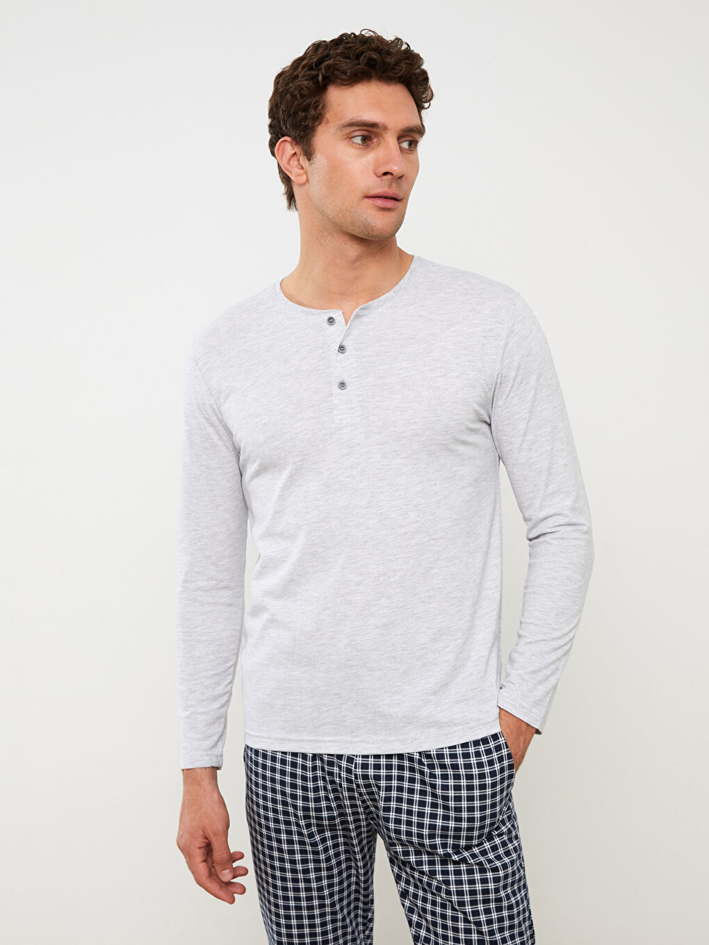 Regular Fit Plaid Men's Pyjama Set-1