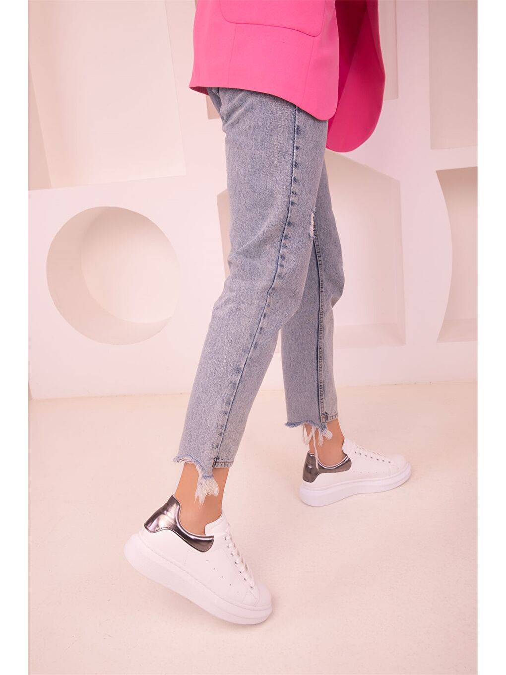 Gri Bağcıklı Kadın Spor Ayakkabı-3