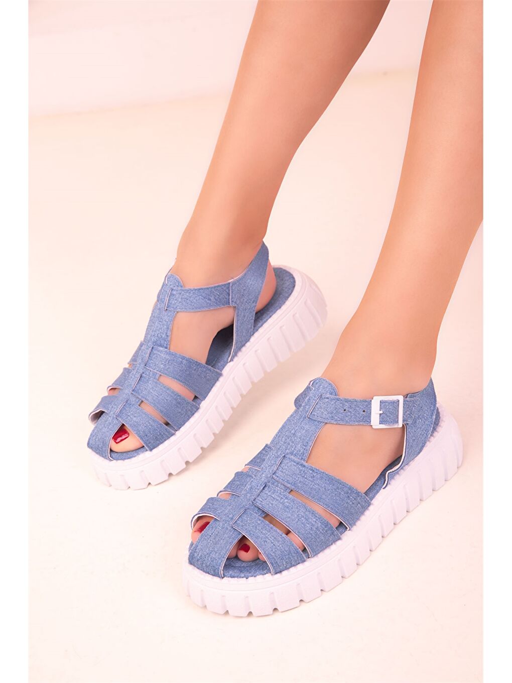 Mavi Deri Görünümlü Kalın Taban Kadın Sandalet-3