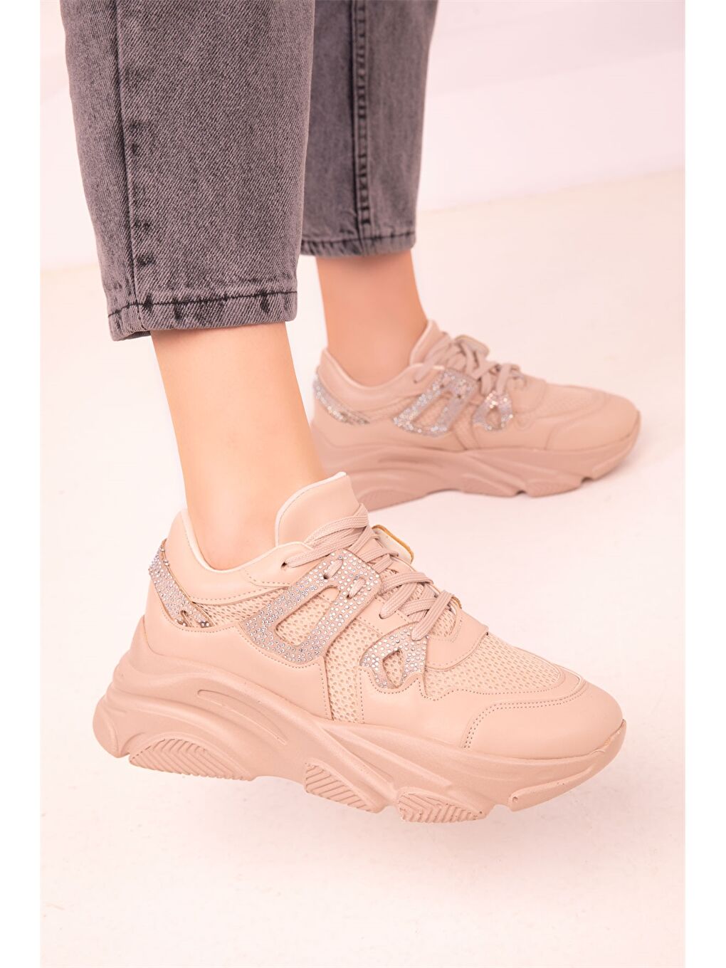Bej Bağcıklı Kalın Taban Kadın Aktif Spor Ayakkabı-3