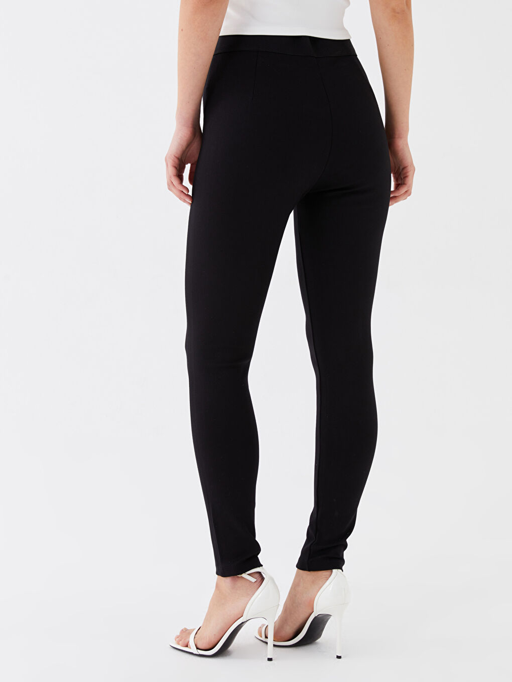Pantalon Svelte pour Femmes-4