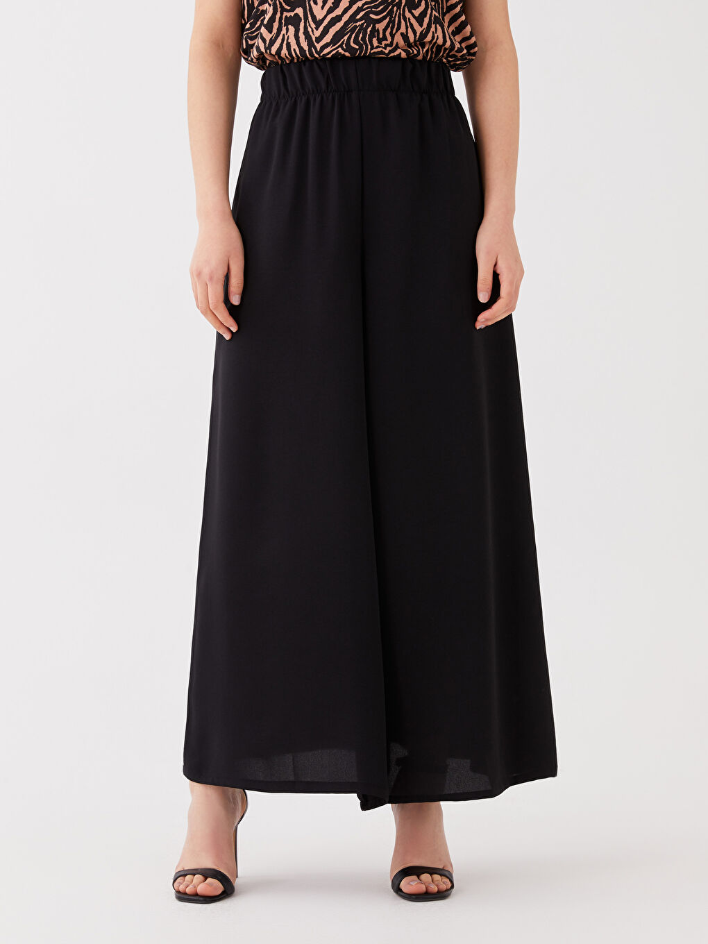 Siyah Rahat Kalıp Kadın Pantolon Etek-2