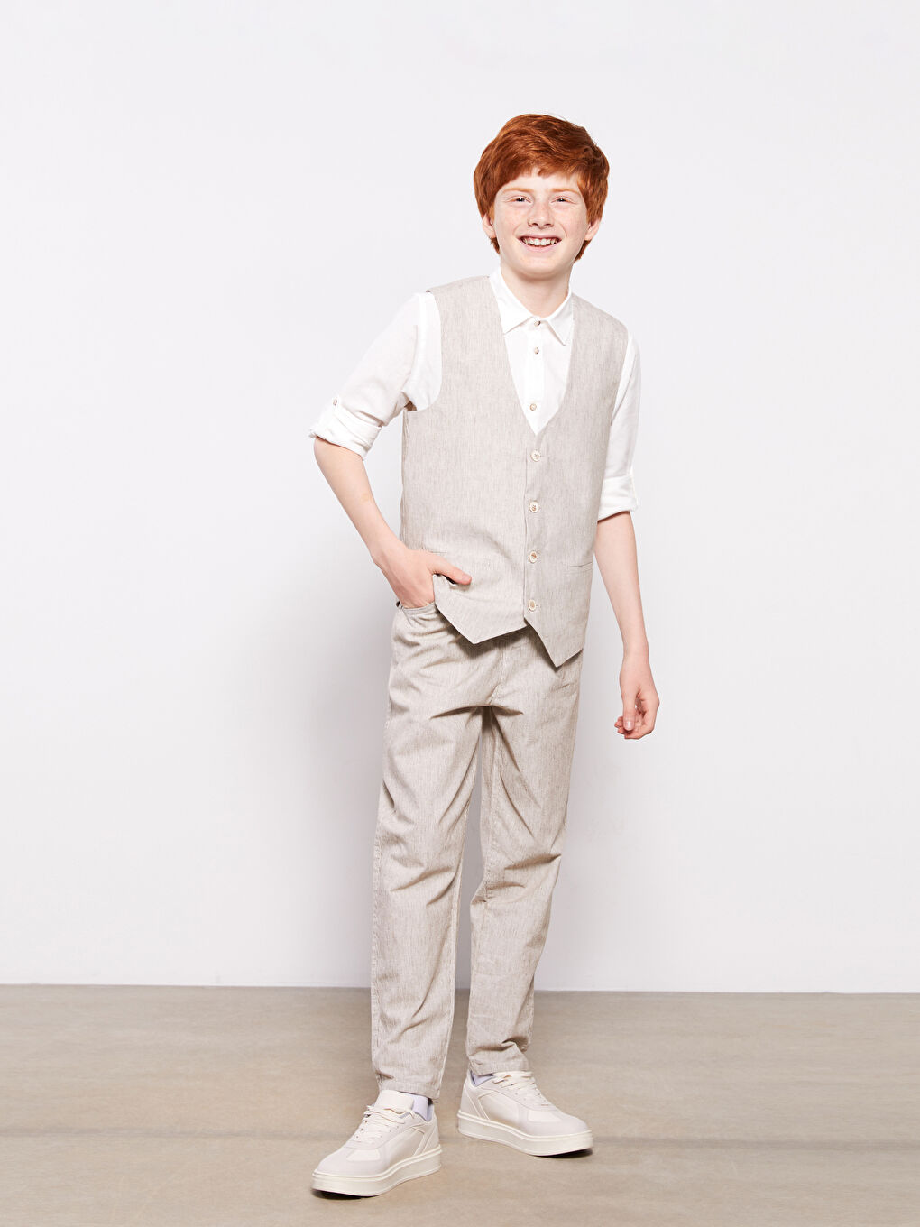 Beyaz Keten Karışımlı Erkek Çocuk 3'lü Takım