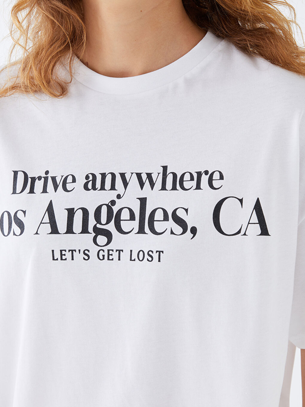 Beyaz Bisiklet Yaka Baskılı Kısa Kollu Kadın Tişört-3