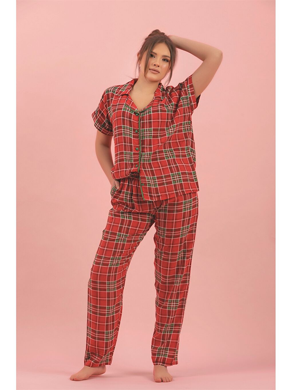 Kırmızı Gömlek Yaka Kısa Kollu Kadın Pijama Takım