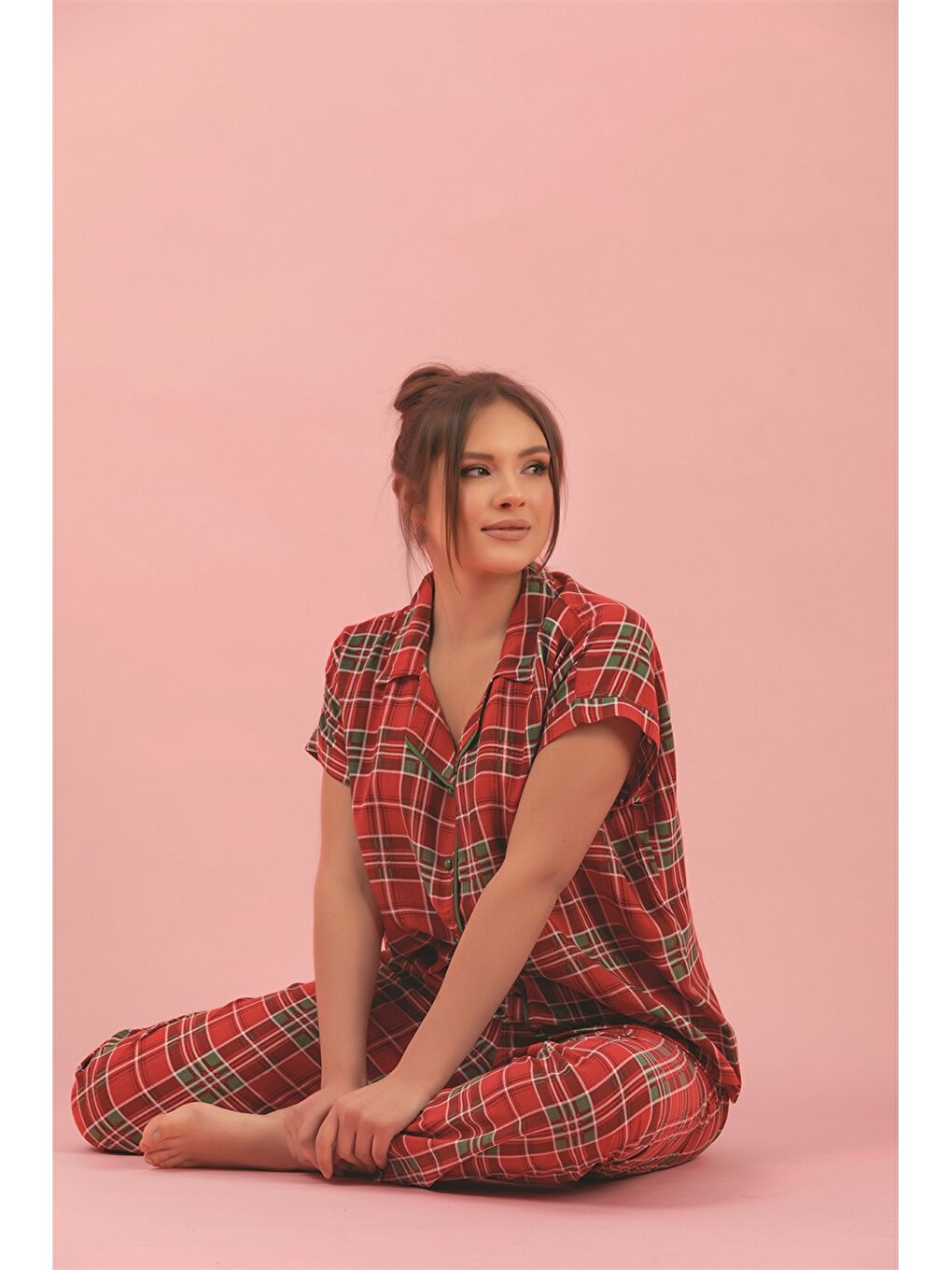 Kırmızı Gömlek Yaka Kısa Kollu Kadın Pijama Takım-2