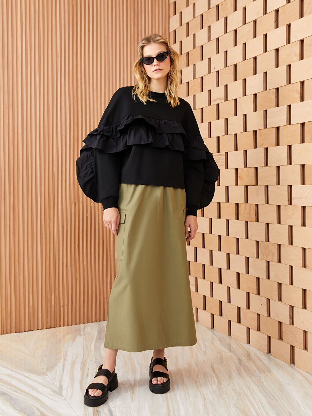 تونيك نسائي واسع الحجم بأكمام طويلة سادة برقبة دائرية-2