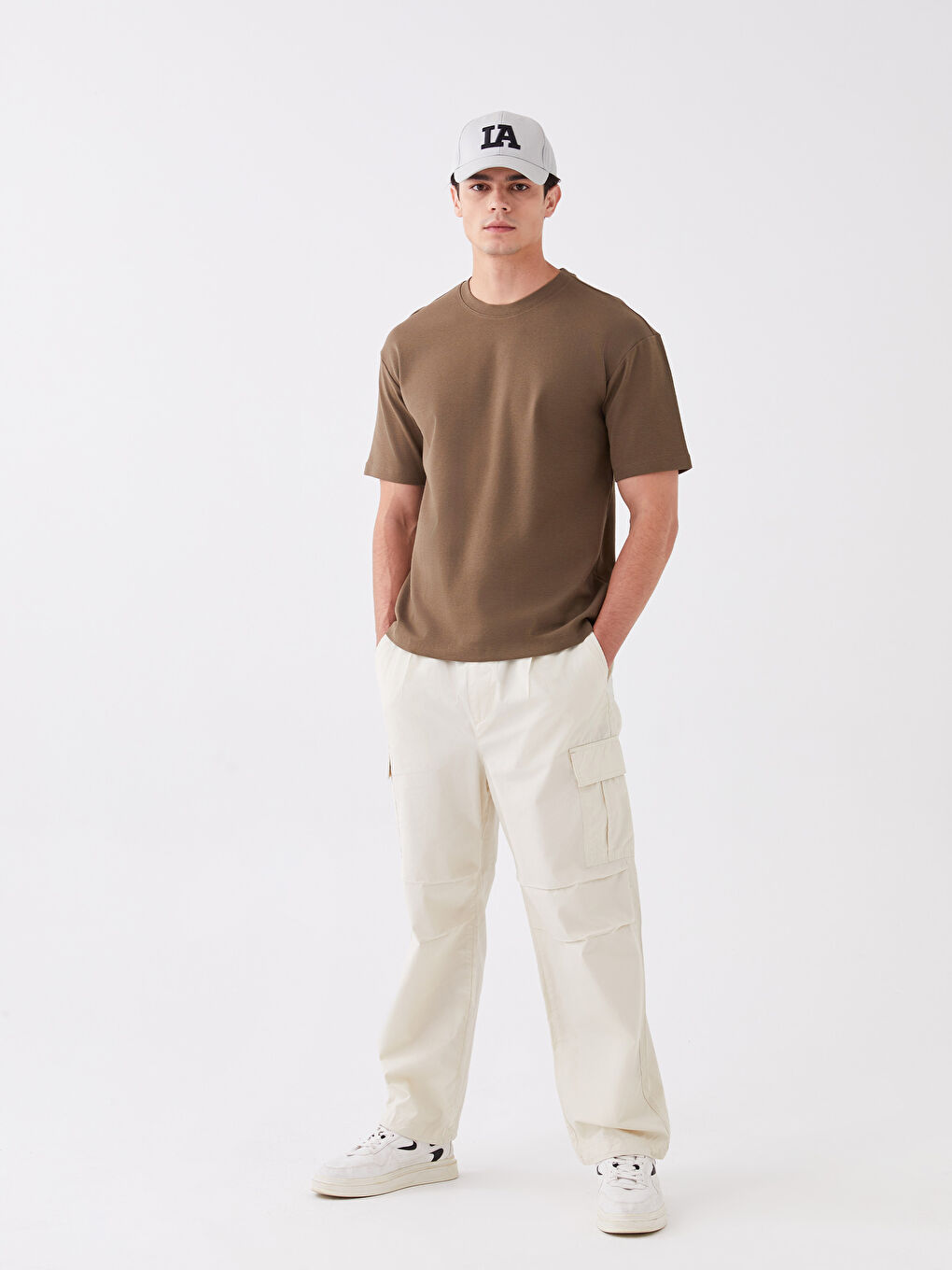 Bej Rahat Kalıp Erkek Kargo Pantolon