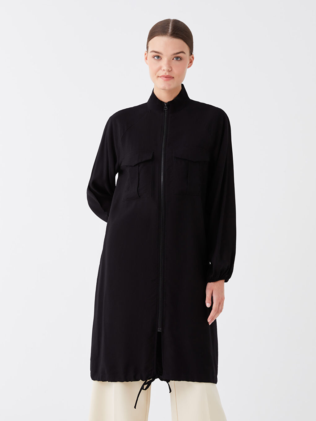 Siyah Dik Yaka Düz Uzun Kollu Kadın Tunik-1