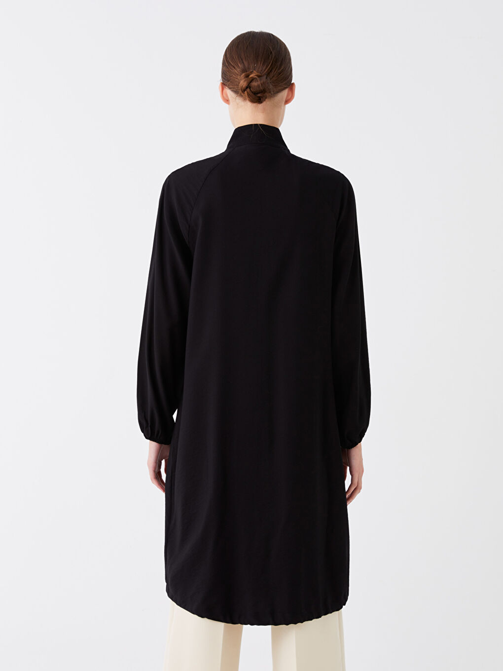Siyah Dik Yaka Düz Uzun Kollu Kadın Tunik-4