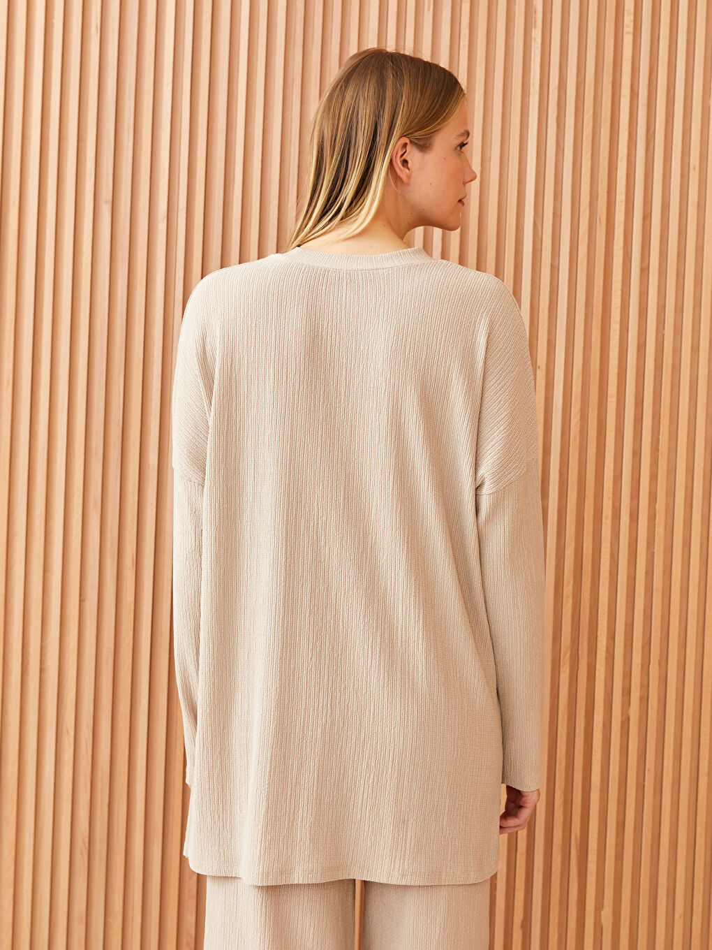 Bej Bisiklet Yaka Düz Uzun Kollu Kadın Tunik-4