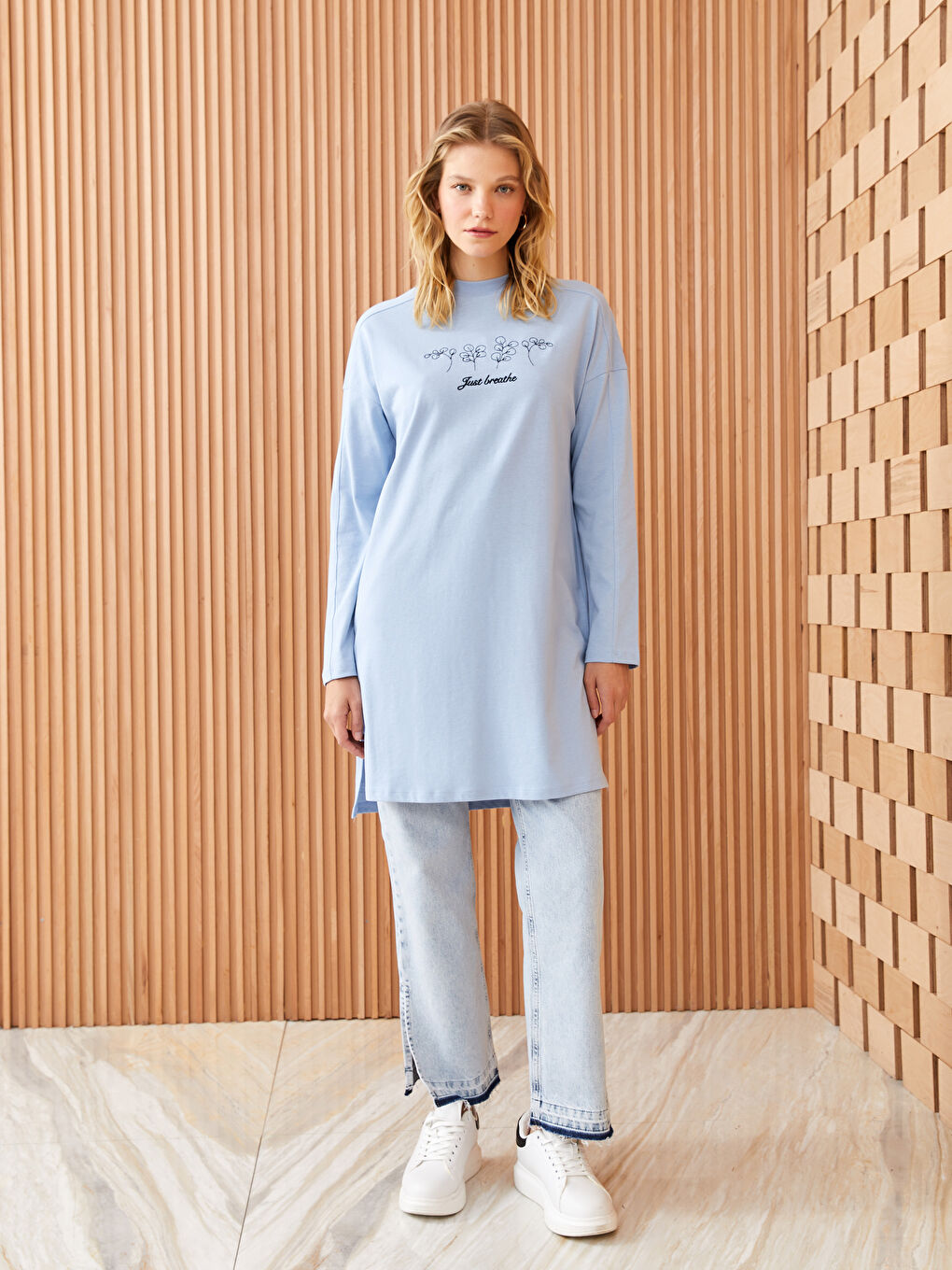 Standing Collar Embroidered Long Sleeve Women's Tunic-2