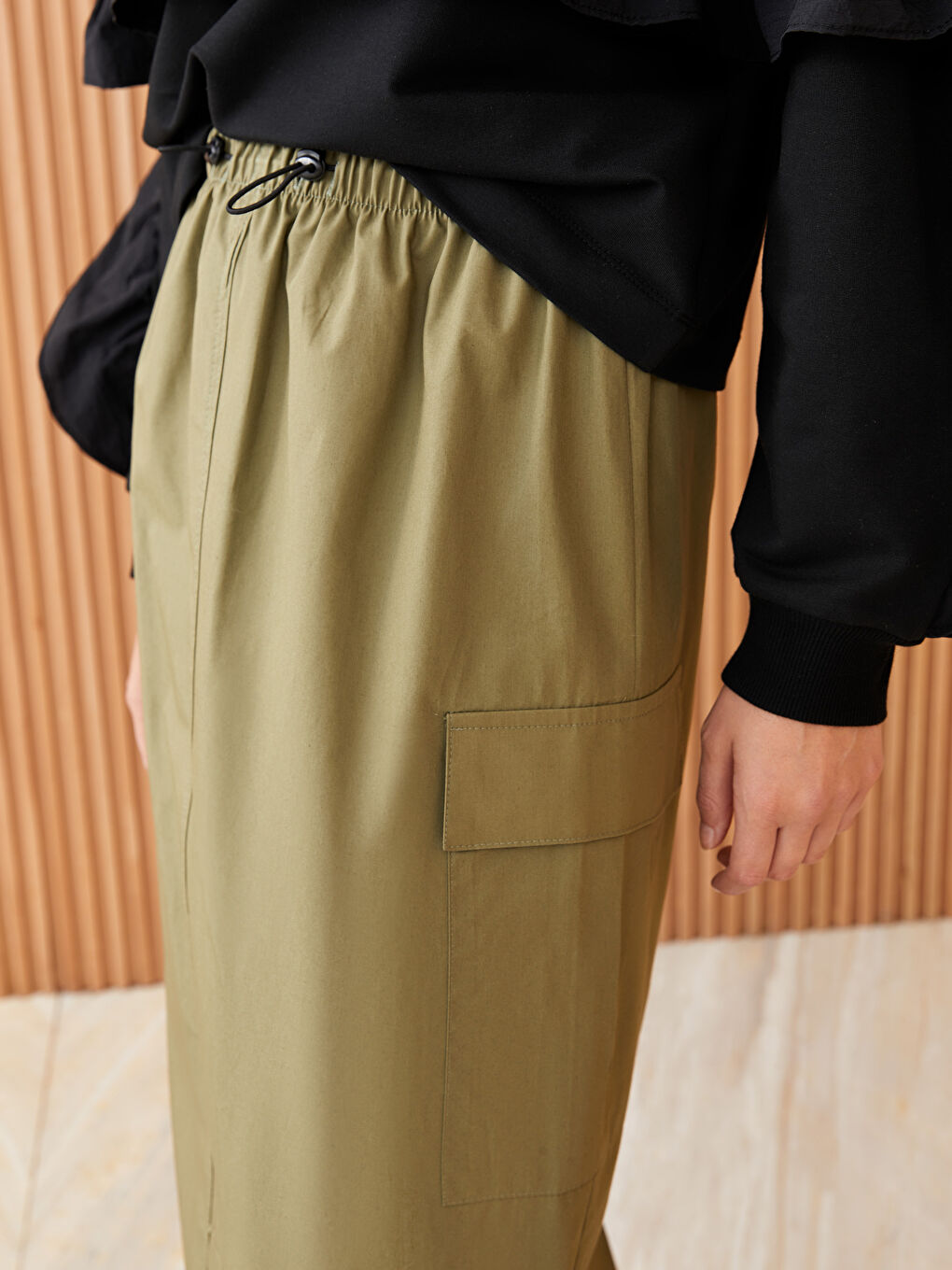 Yeşil Beli Lastikli Standart Fit Kadın Etek-4