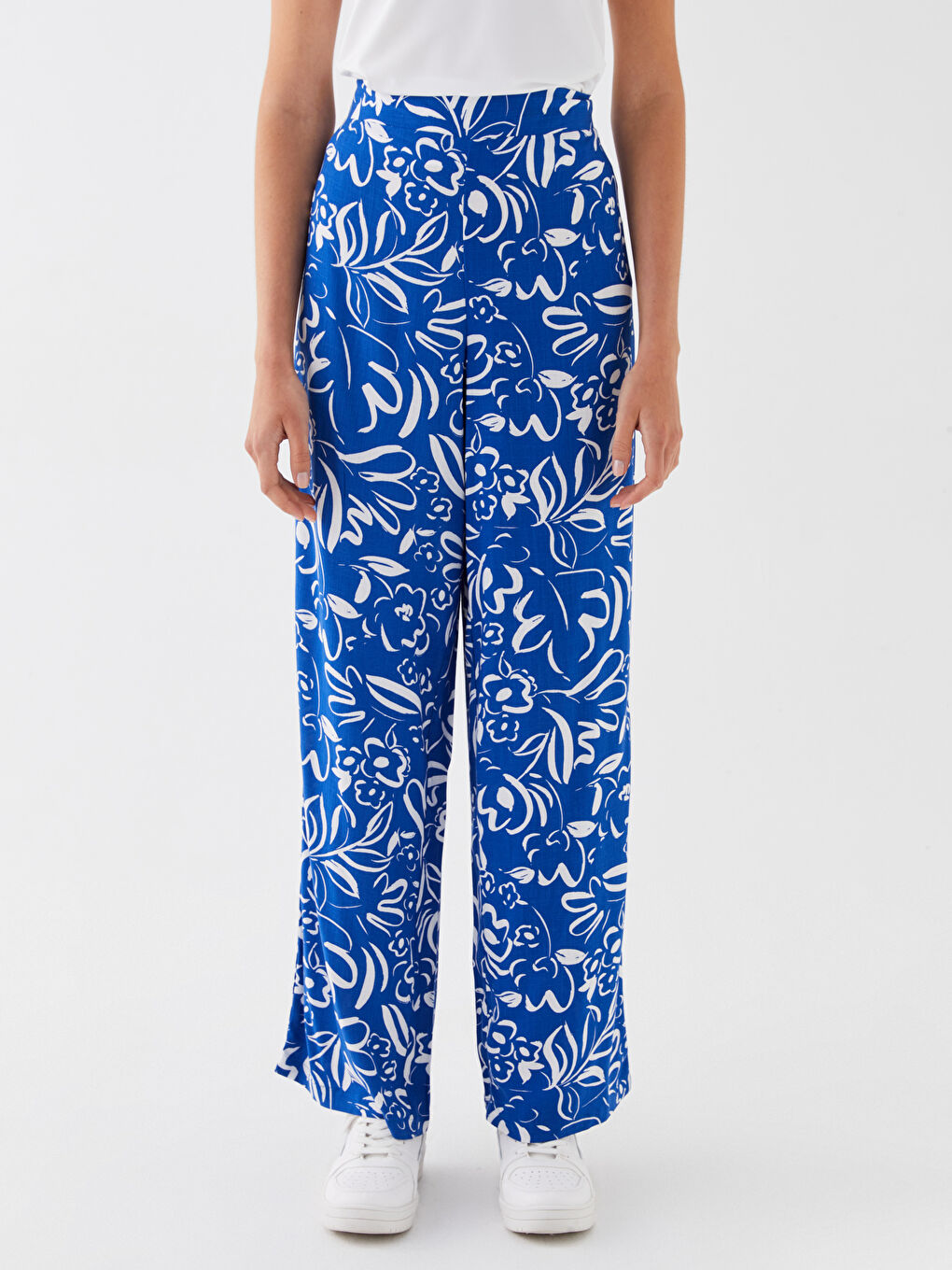 Elasticated Waist Relaxed Fit Women's Trousers-1