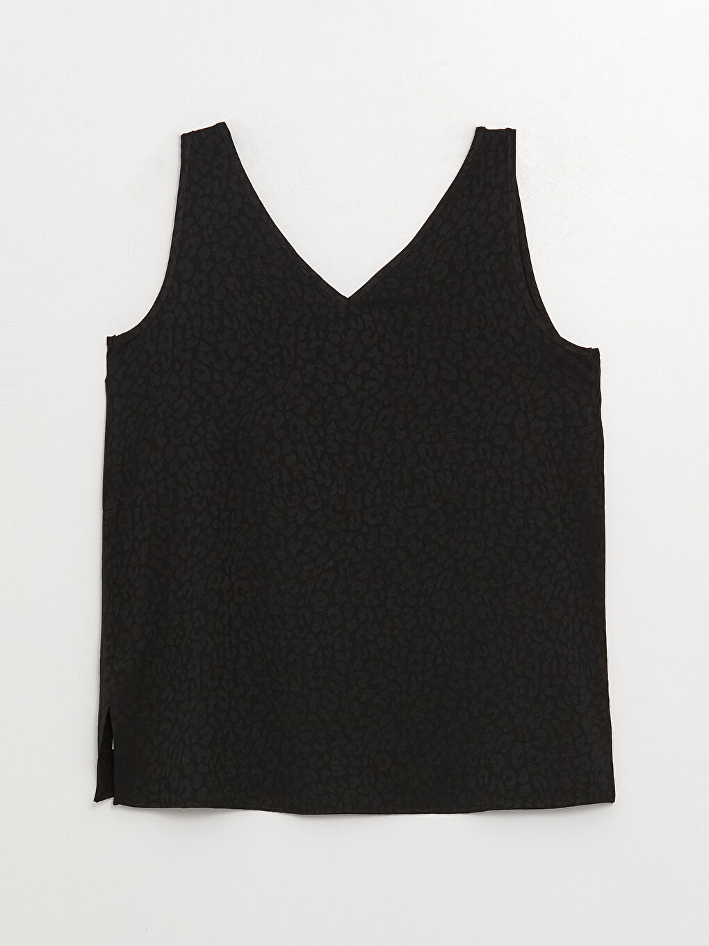 Siyah V Yaka Desenli Kadın Bluz-5