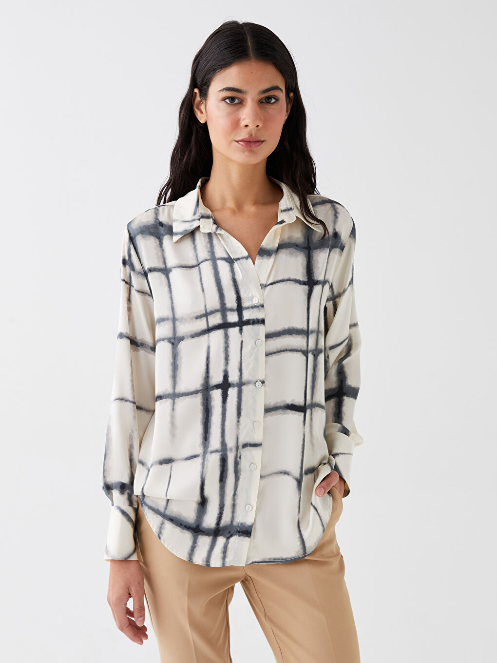 قميص نسائي كم طويل منقوش