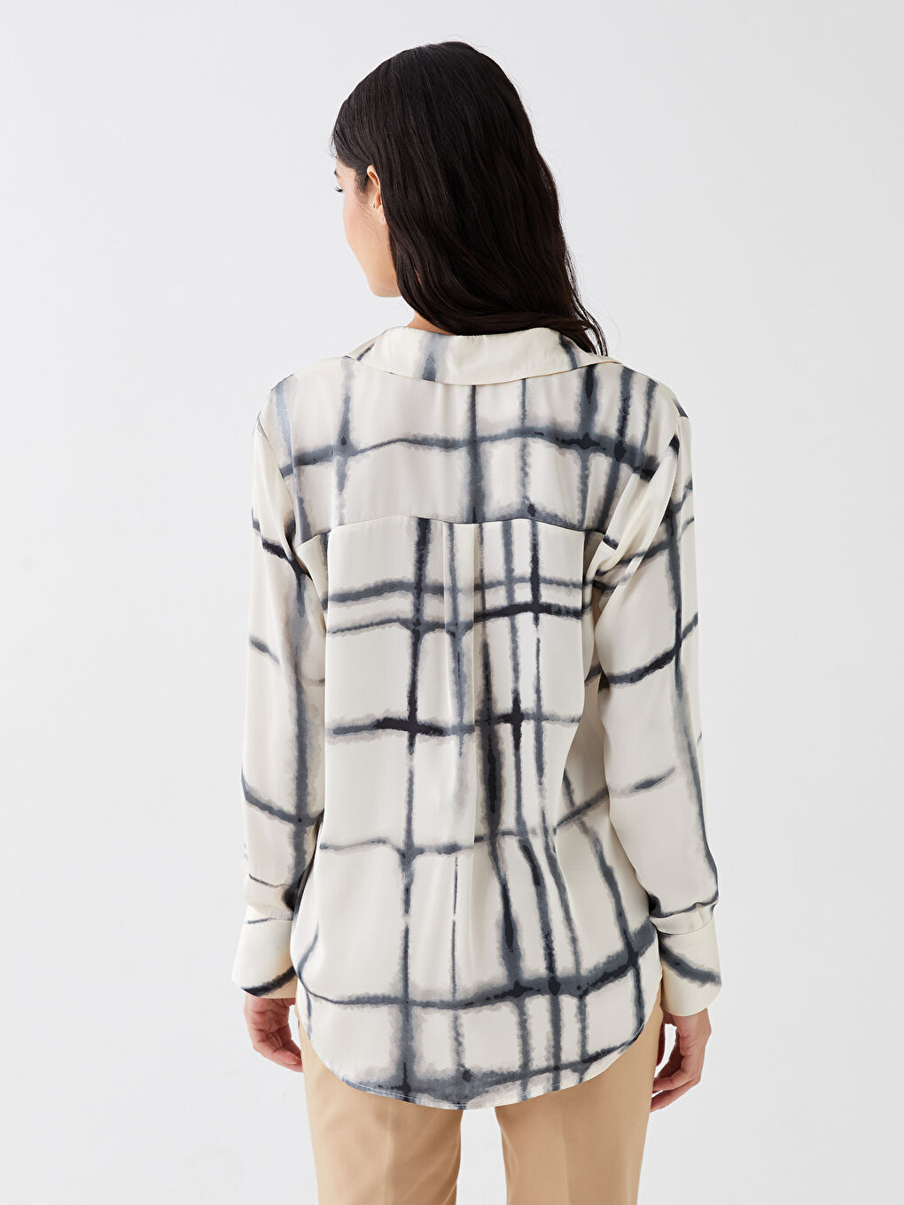 قميص نسائي كم طويل منقوش-4