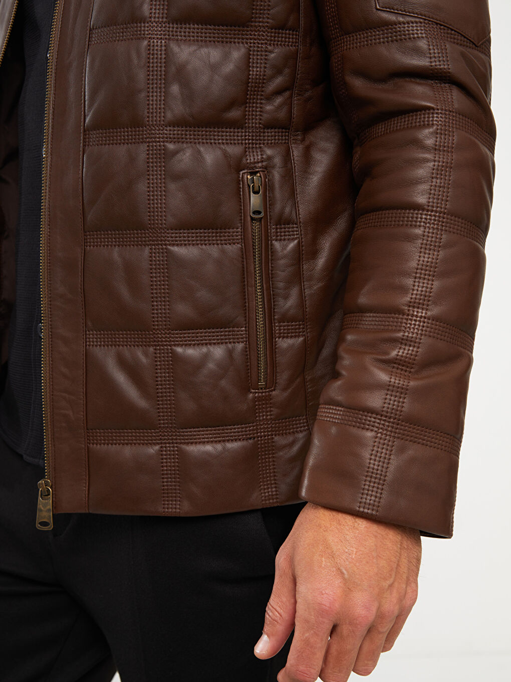 Standard Pattern Standing Collar Men's Leather Coat-3