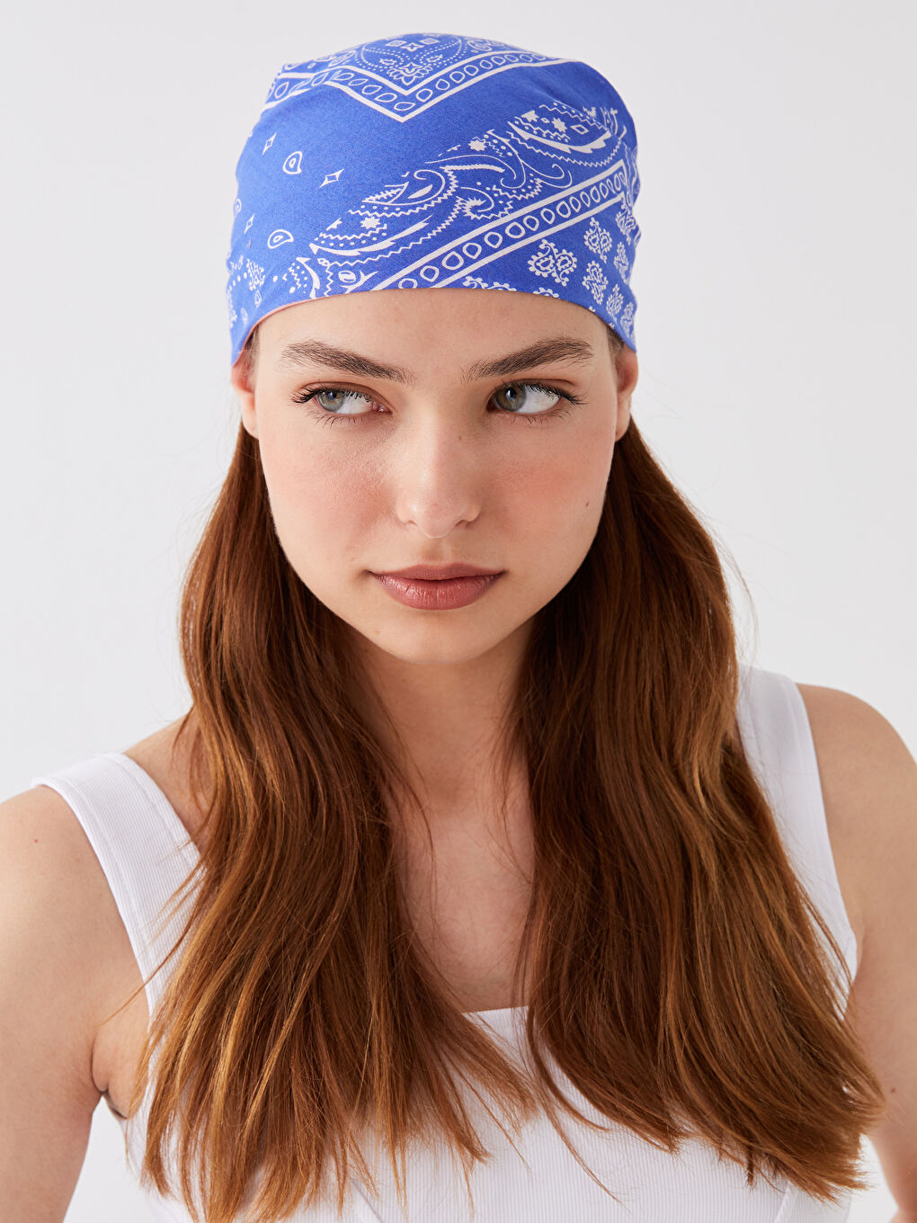 Pembe Desenli Kadın Bandana