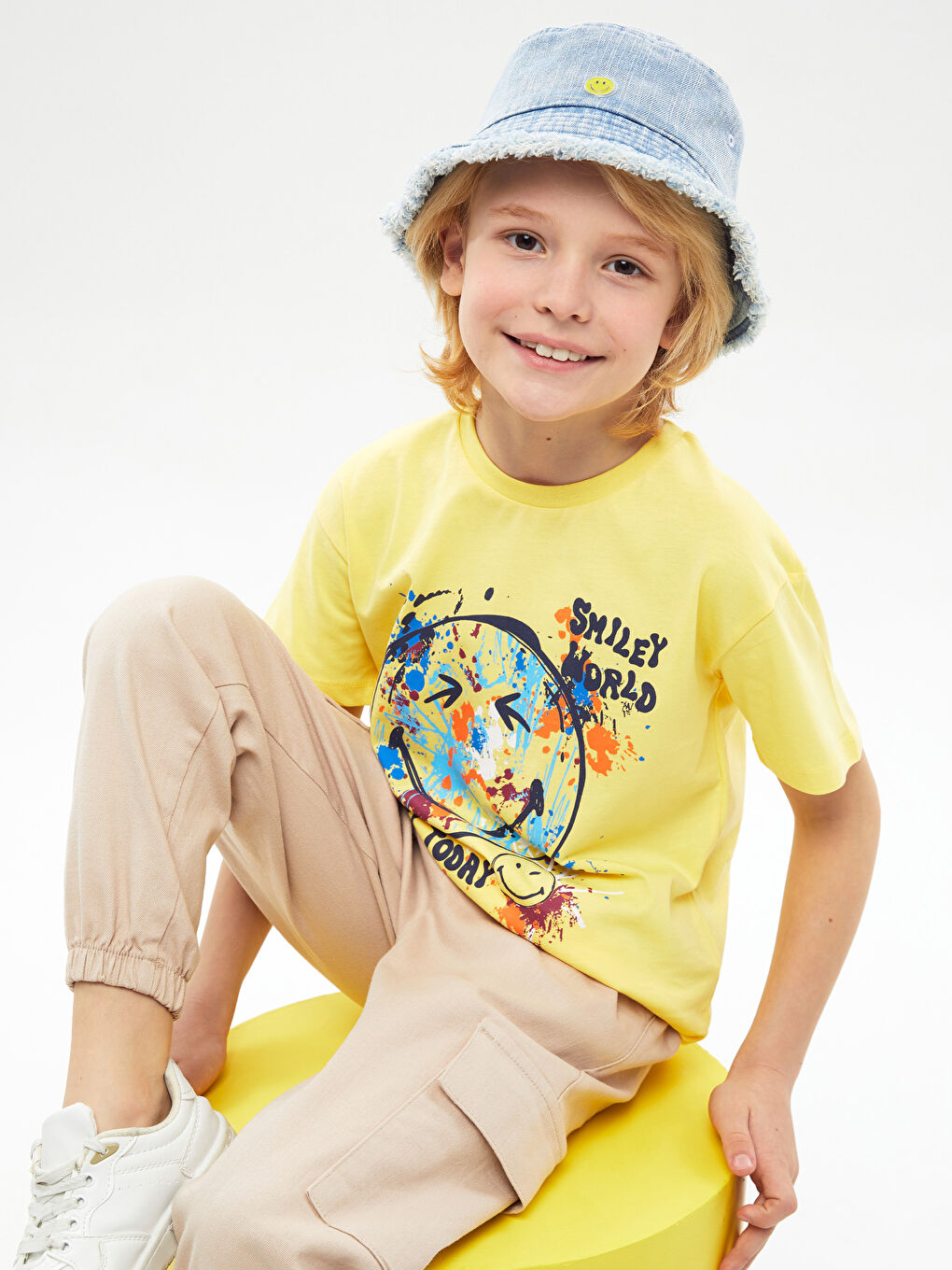 Sarı Rahat Kalıp Bisiklet Yaka Baskılı Erkek Çocuk Tişört