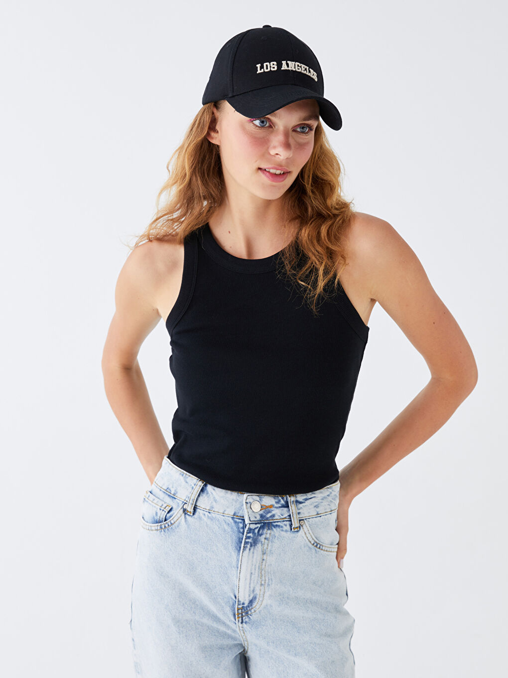 Әйелдерге арналған дөңгелек жағалы өрнексіз майка-2