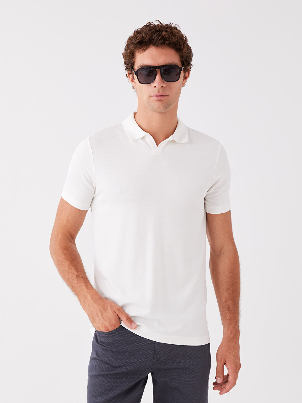 Beyaz Polo Yaka Kısa Kollu Erkek Tişört-3
