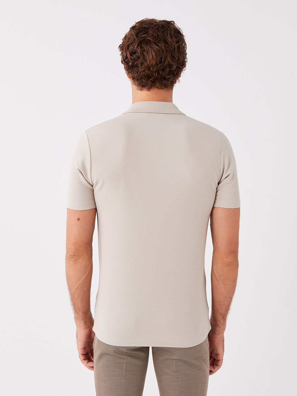 პოლო კისრის მოკლე სახელო მამაკაცის მაისური-4