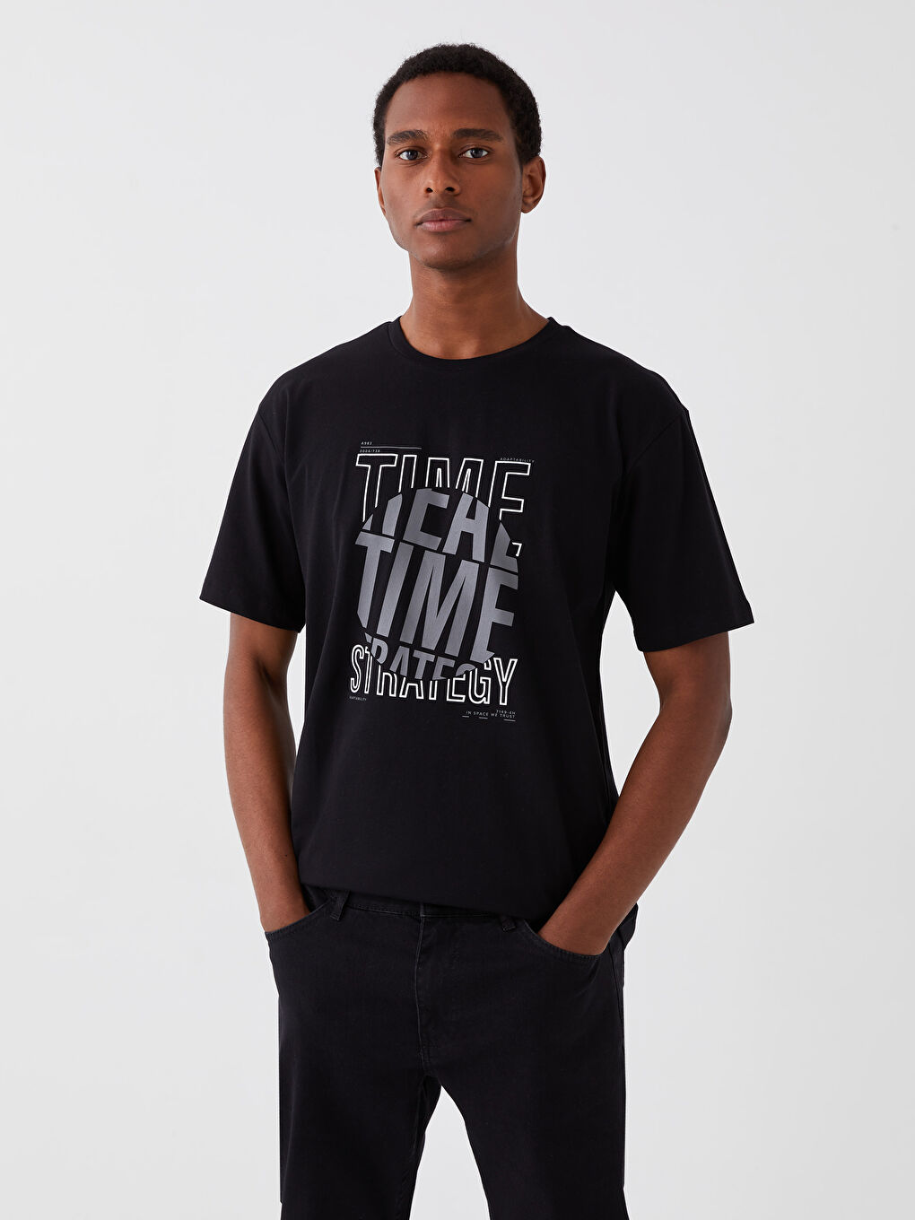 Siyah Bisiklet Yaka Kısa Kollu Baskılı Penye Erkek Tişört