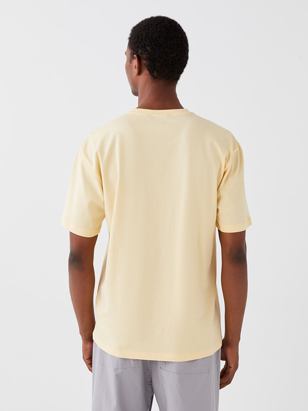 Bej Bisiklet Yaka Kısa Kollu Baskılı Penye Erkek Tişört-4