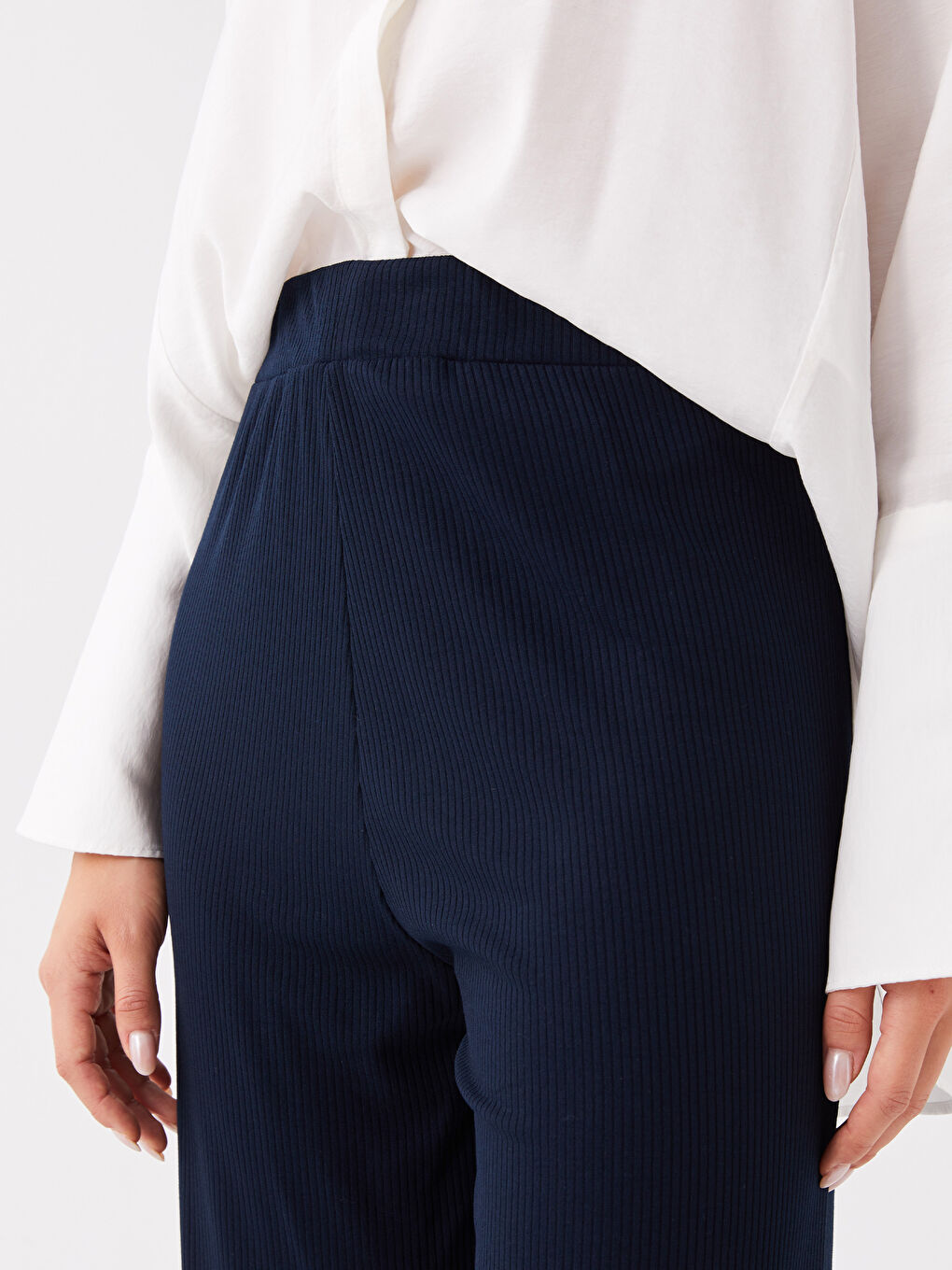 Lacivert Beli Lastikli Düz Geniş Paça Kadın Eşofman Altı-2