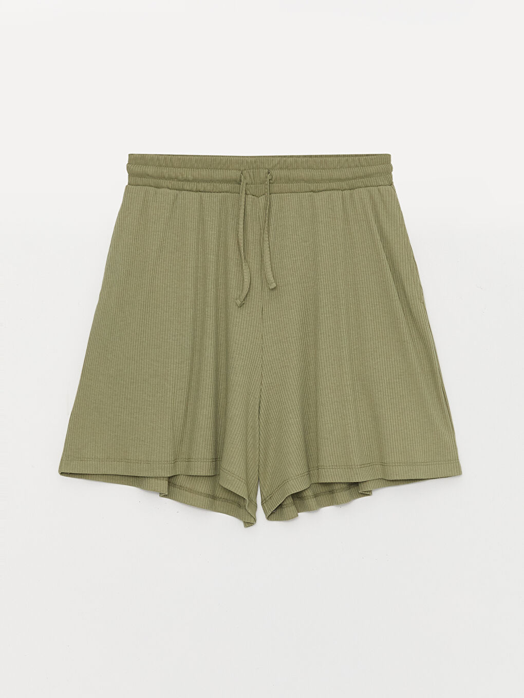 Yeşil Beli Lastikli Rahat Kalıp Kadın Şort-5