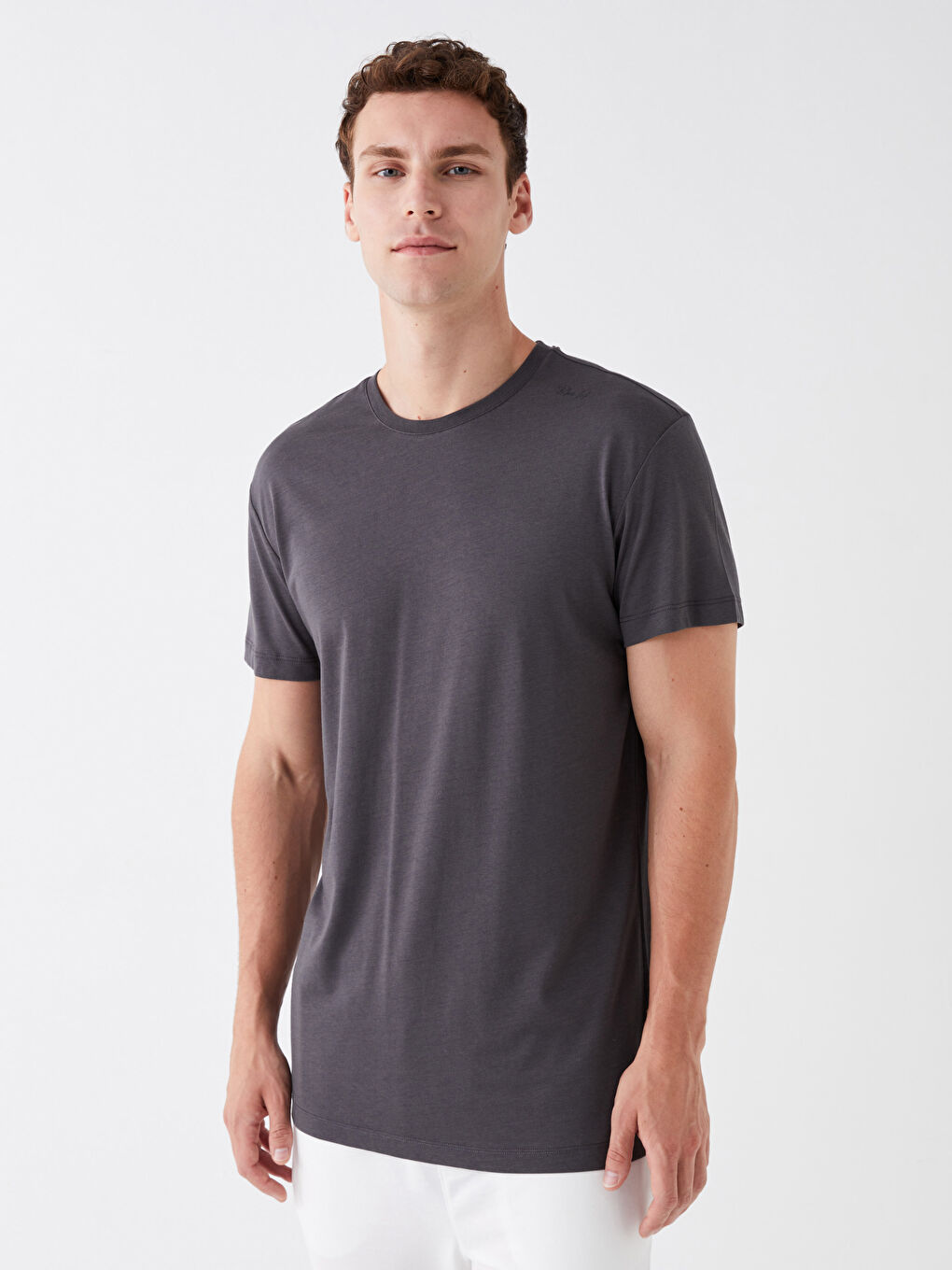 قميص بيجامة كم قصير ياقة دائرية للرجال-1