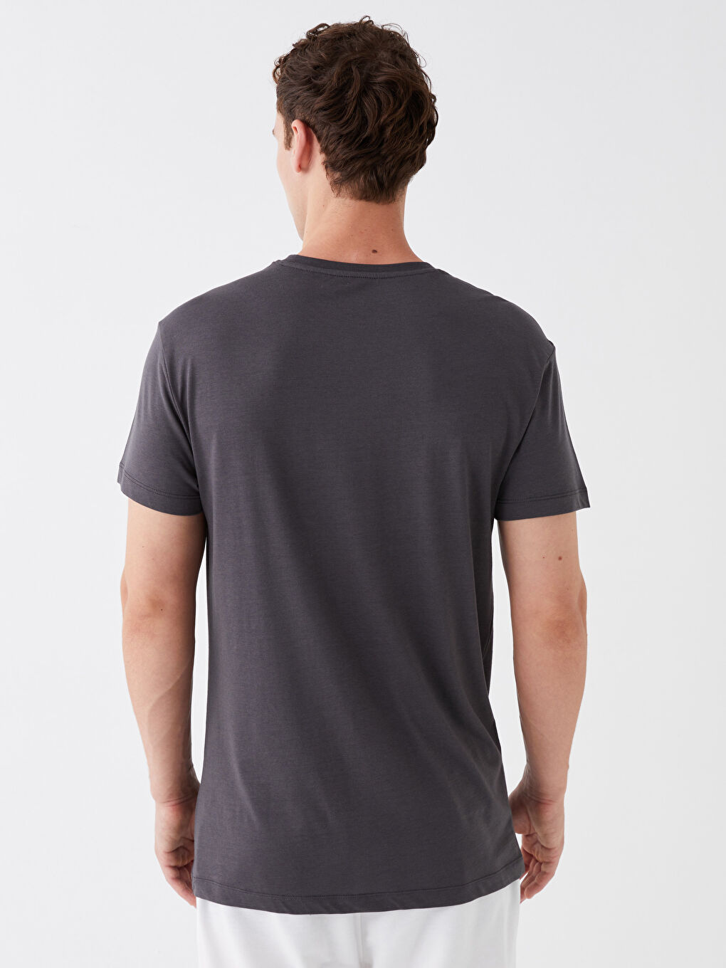 قميص بيجامة كم قصير ياقة دائرية للرجال-4