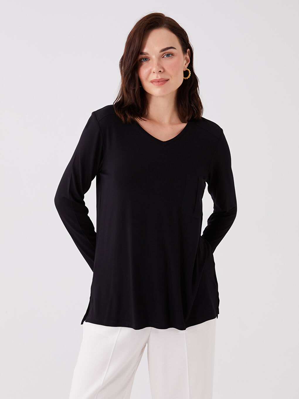 Siyah V Yaka Düz Uzun Kollu Kadın Bluz