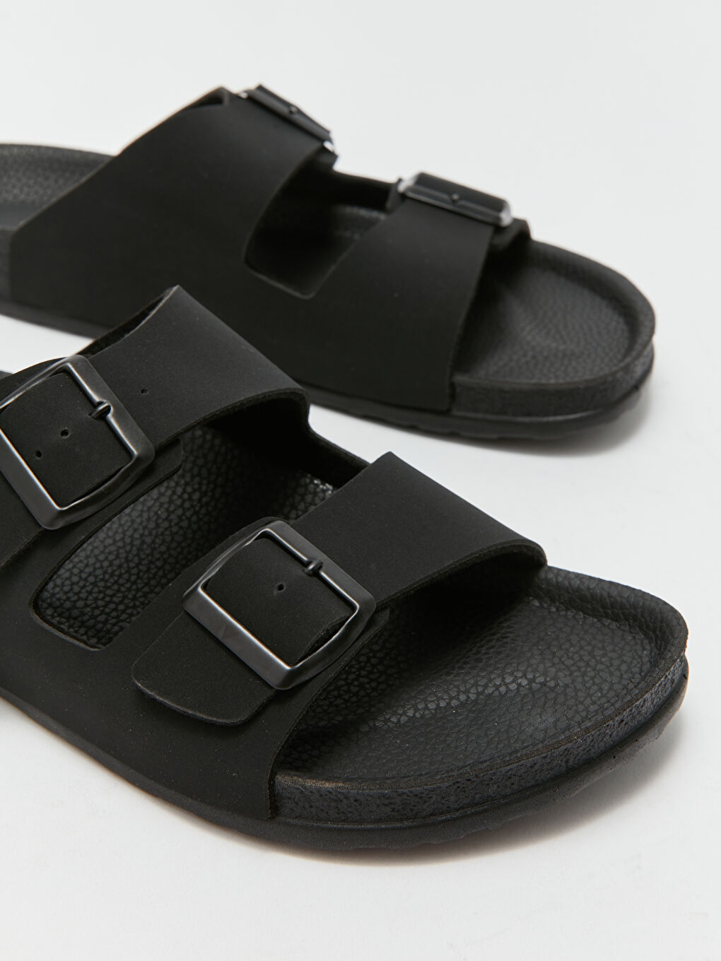 Buckle Detailed Double Strap Men's Slippers-2