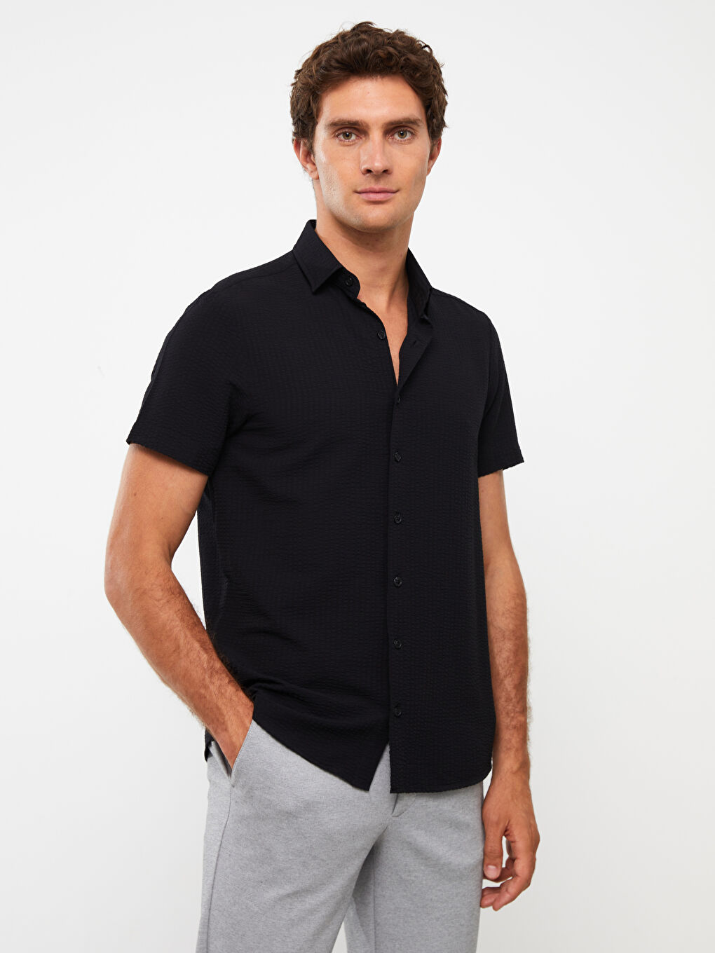 Siyah Regular Fit Kısa Kollu Erkek Gömlek-2