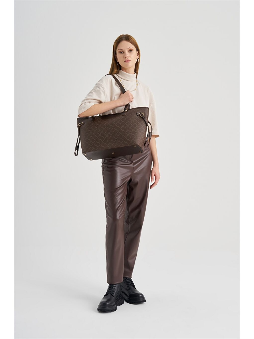 Kahverengi Deri Görünümlü Desenli Kadın Tote Çanta-7