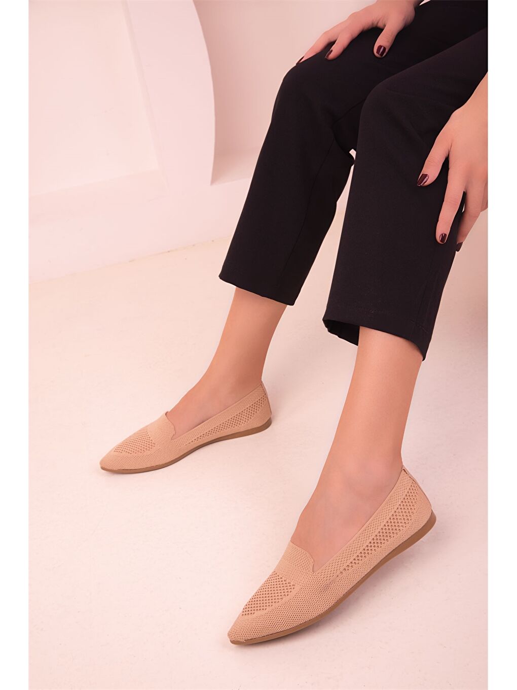 Bej Sivri Burun Kadın Babet Ayakkabı-2