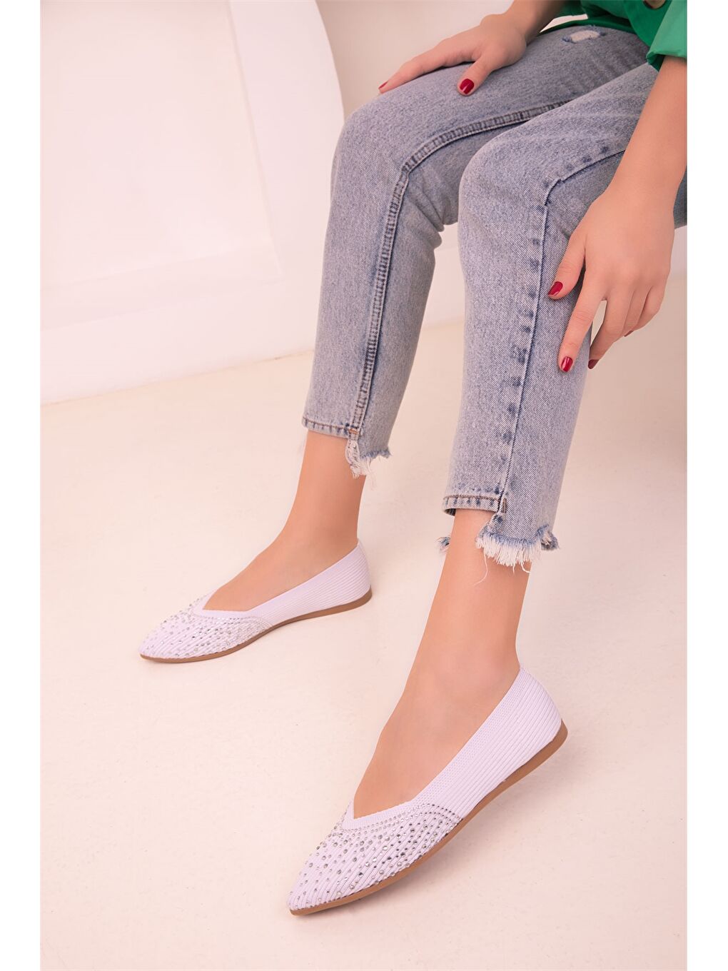 Beyaz Taş Baskılı Kadın Babet Ayakkabı-2