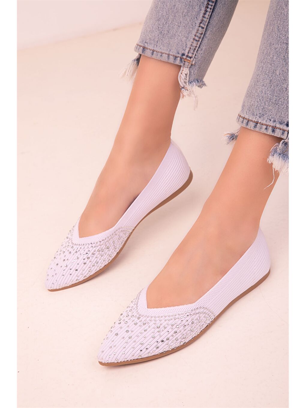 Beyaz Taş Baskılı Kadın Babet Ayakkabı-3