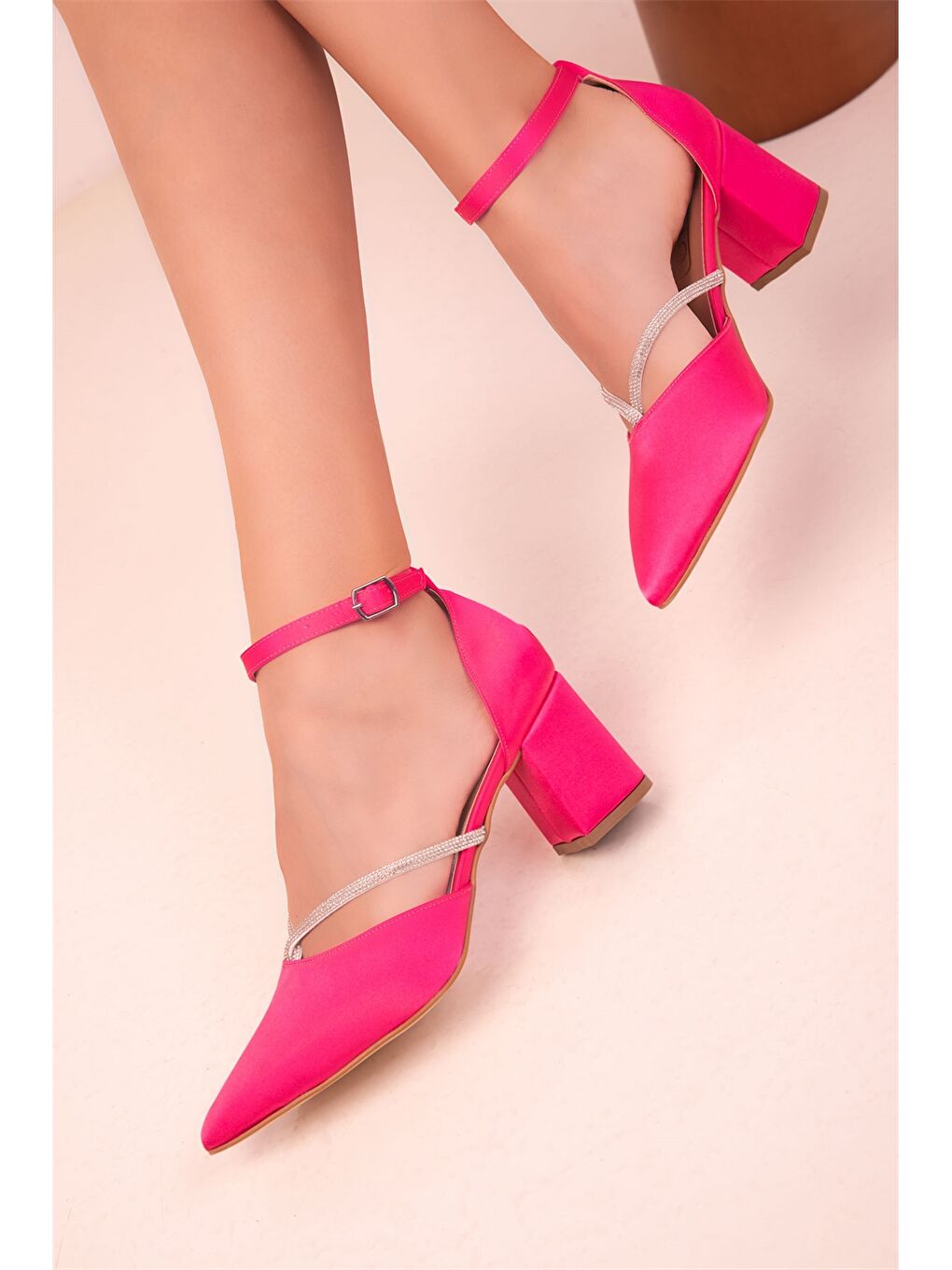 Fuşya Sivri Burun Kadın Topuklu Ayakkabı-3