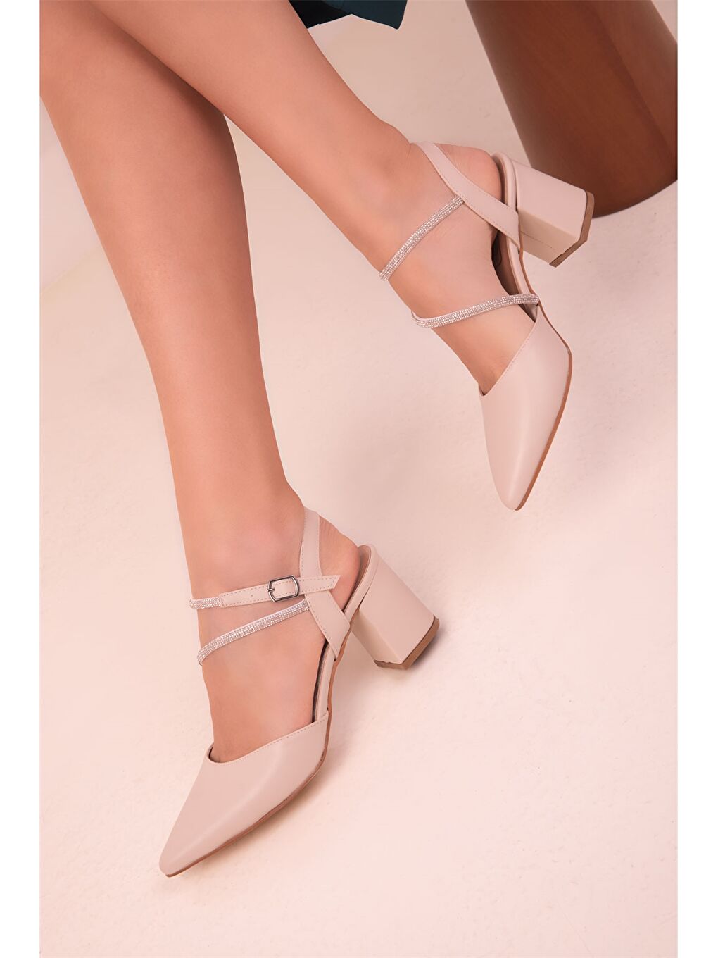 Bej Kadın Topuklu Ayakkabı-1