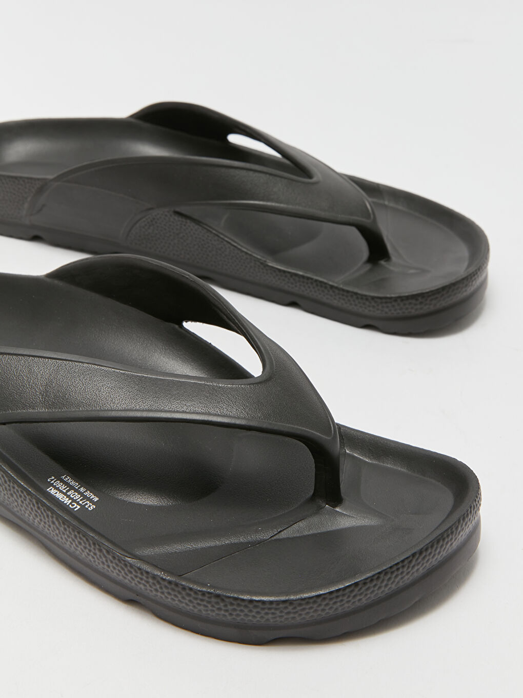 Siyah Parmak Arası Erkek Terlik-4