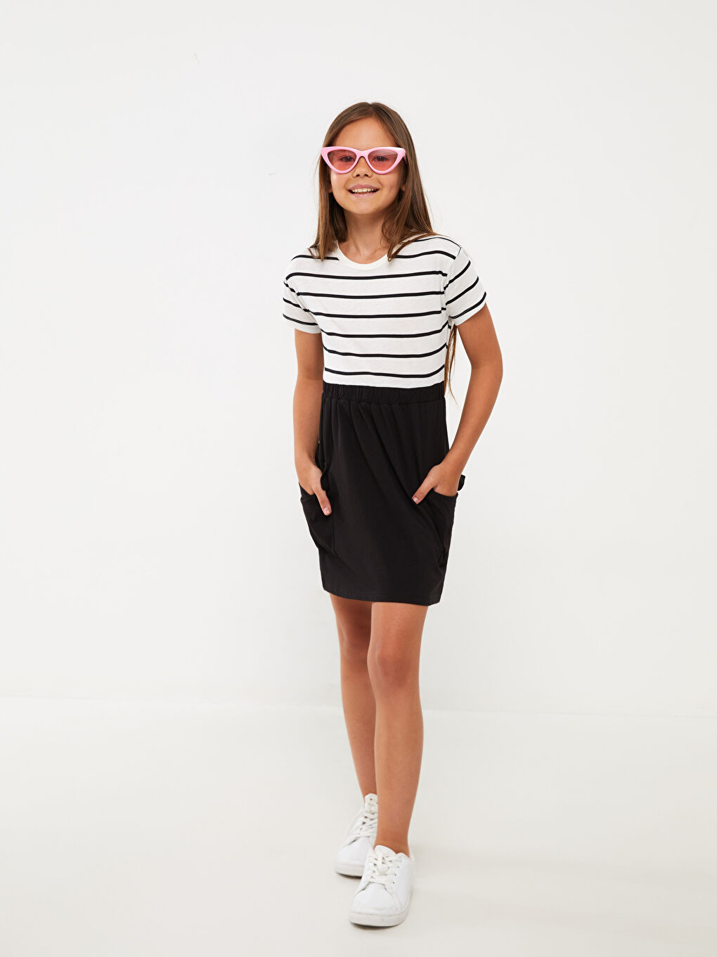 Siyah Bisiklet Yaka Çizgili Kısa Kollu Kız Çocuk Elbise